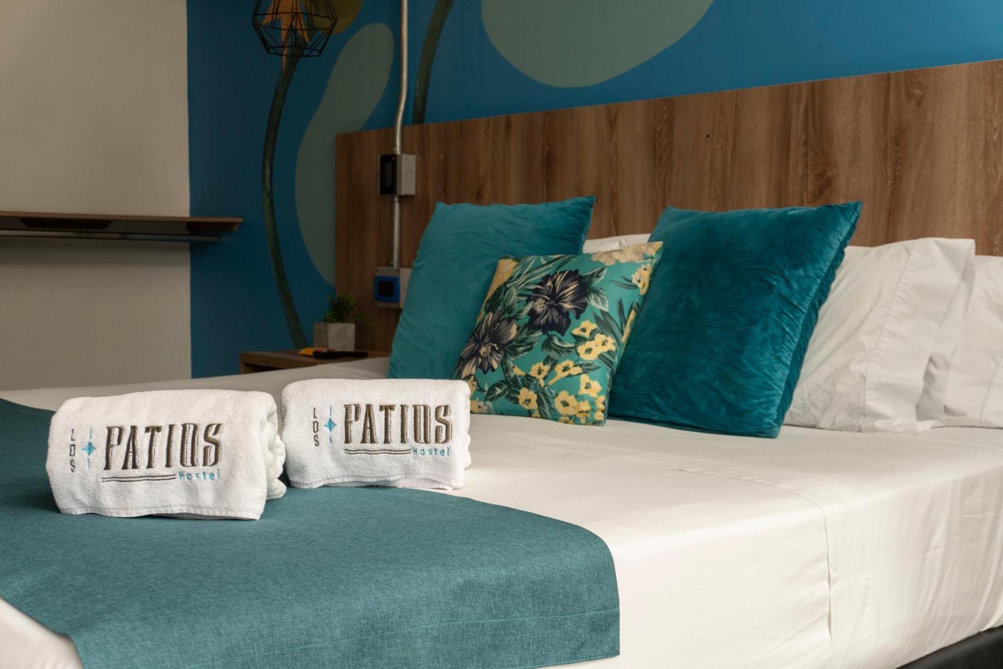 Los Patios Hostel Медельїн Екстер'єр фото