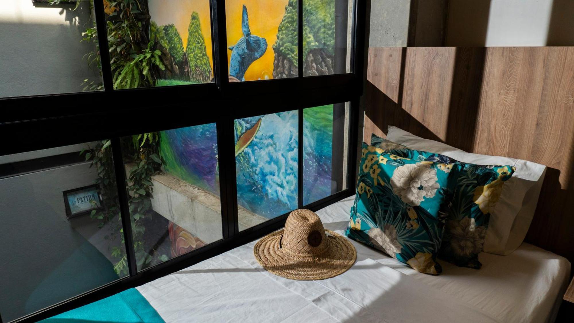 Los Patios Hostel Медельїн Екстер'єр фото